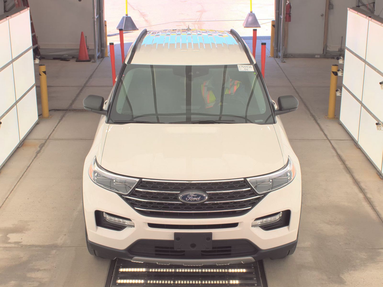 FORD EXPLORER - 3