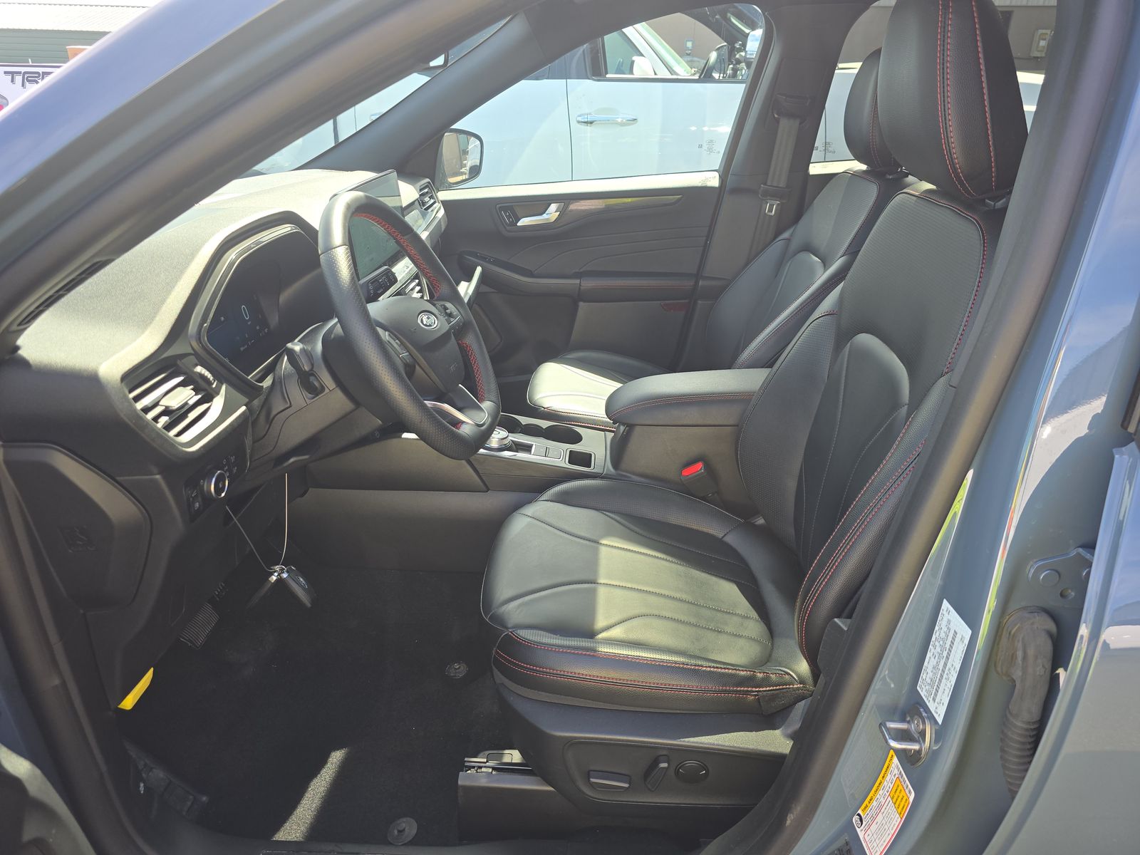 2025 Ford Escape Hybrid ST-Line Elite AWD