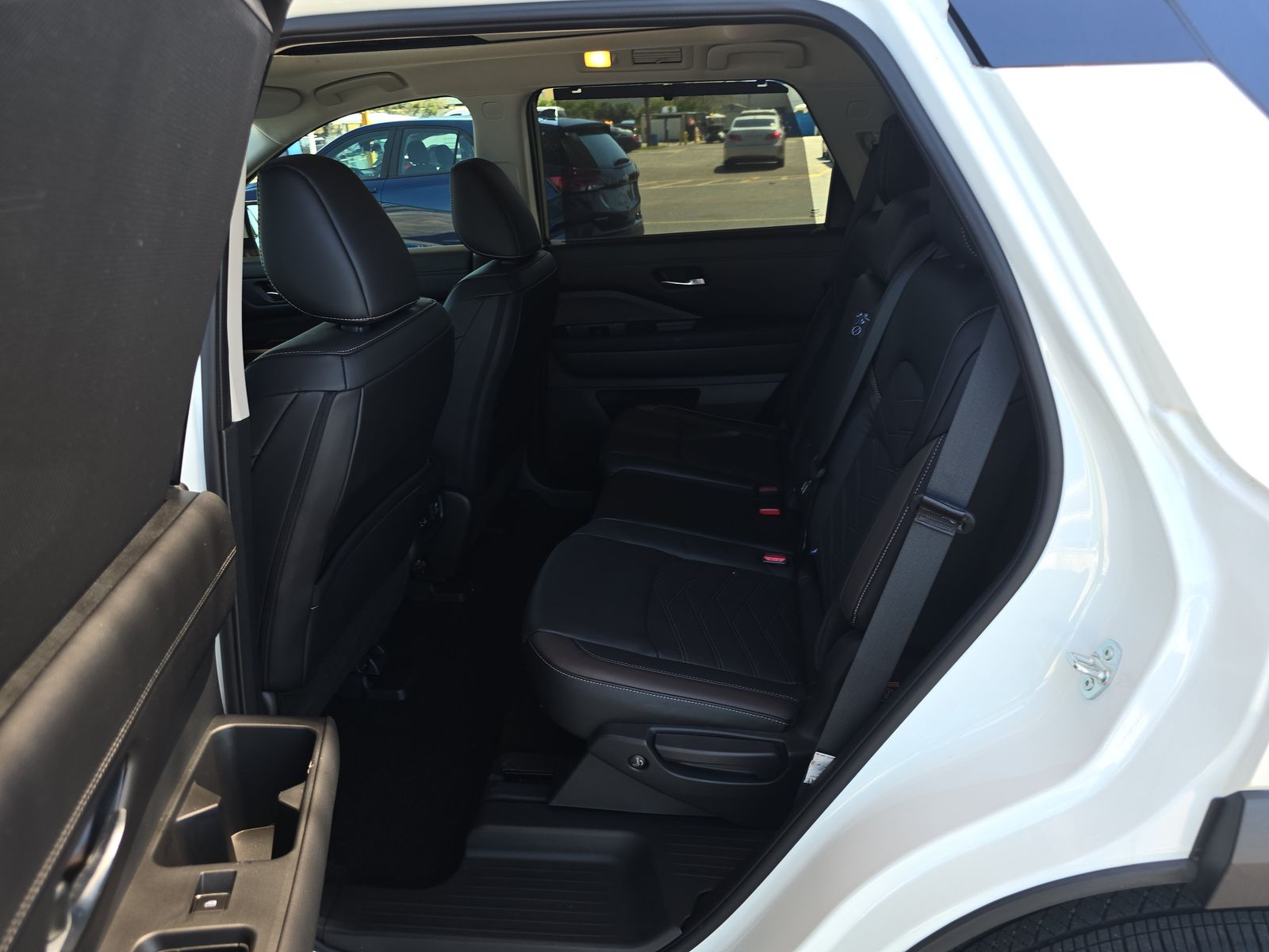 2024 Nissan Pathfinder Platinum AWD