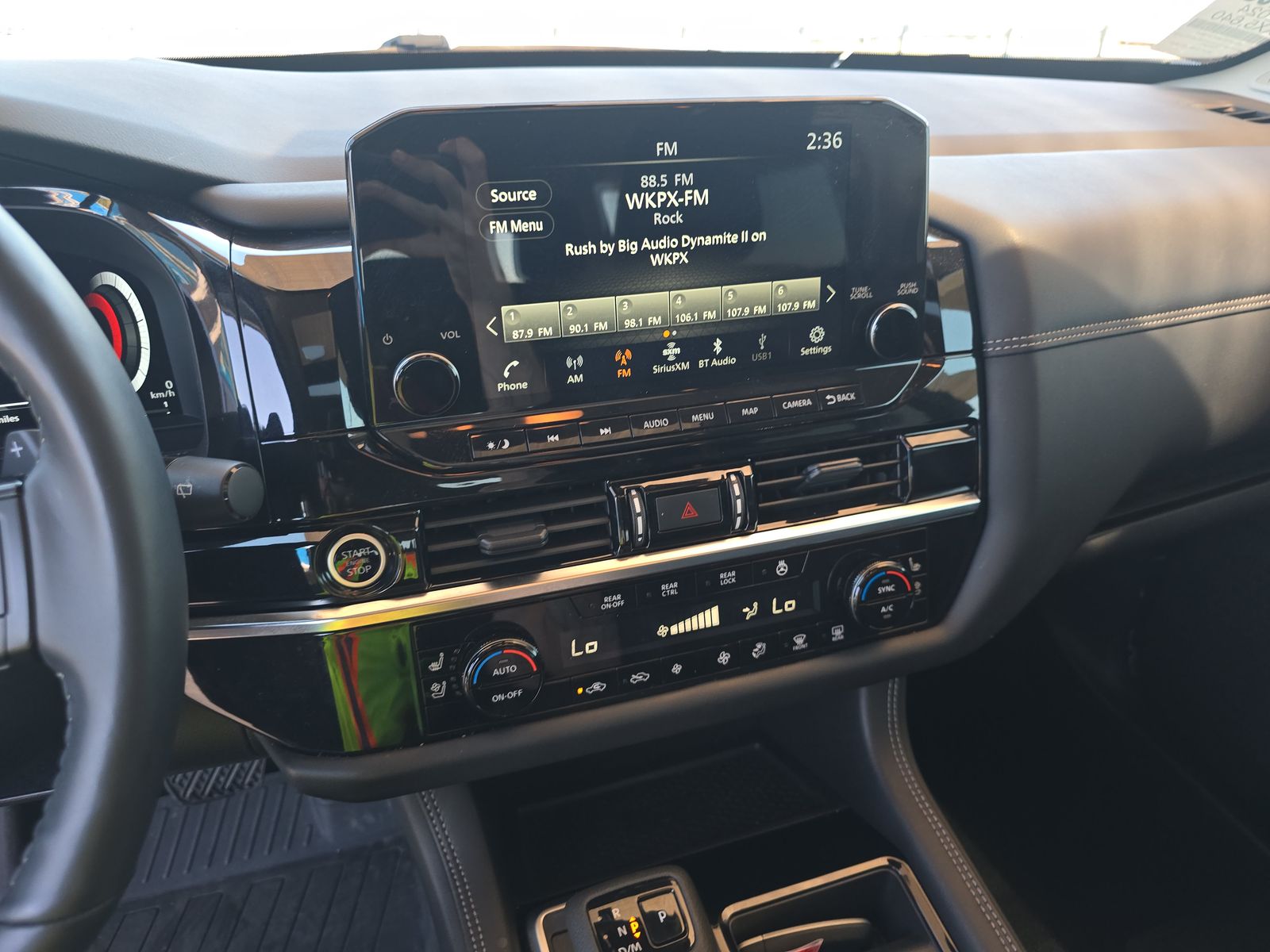 2024 Nissan Pathfinder Platinum AWD