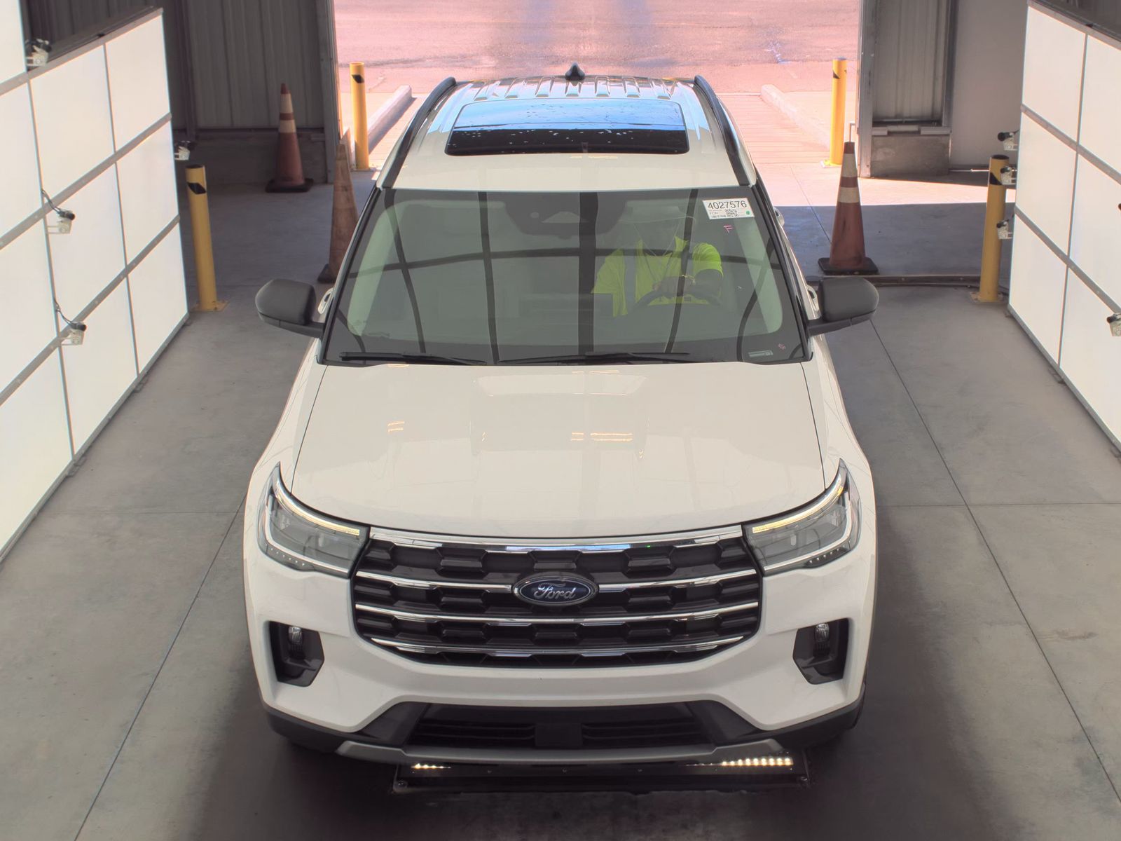 2025 Ford Explorer Active AWD