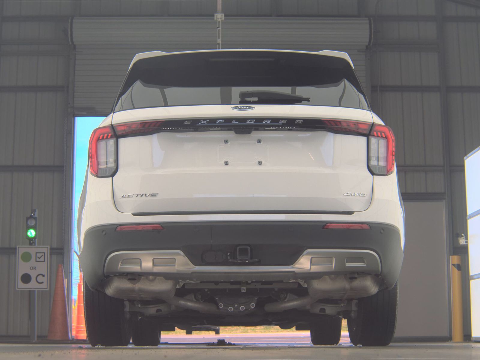 2025 Ford Explorer Active AWD