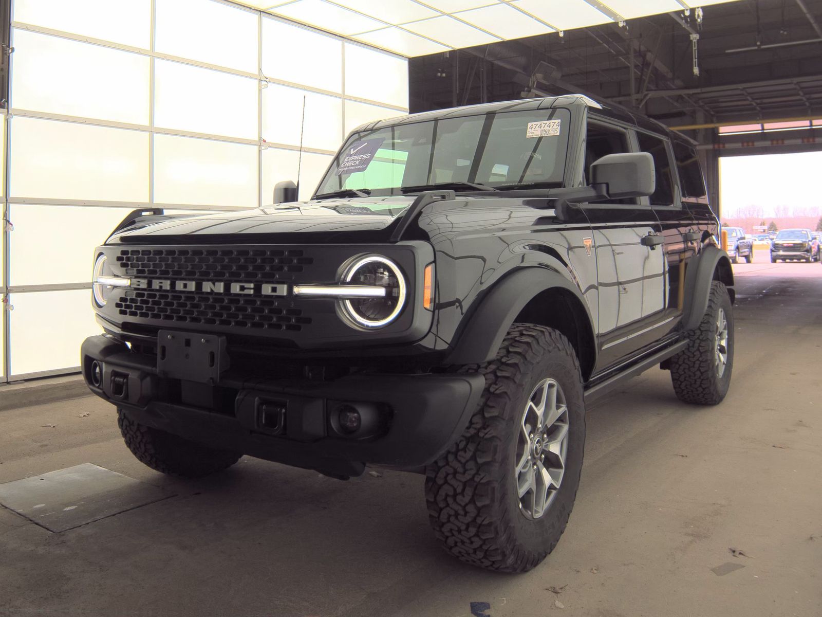 FORD BRONCO - 1