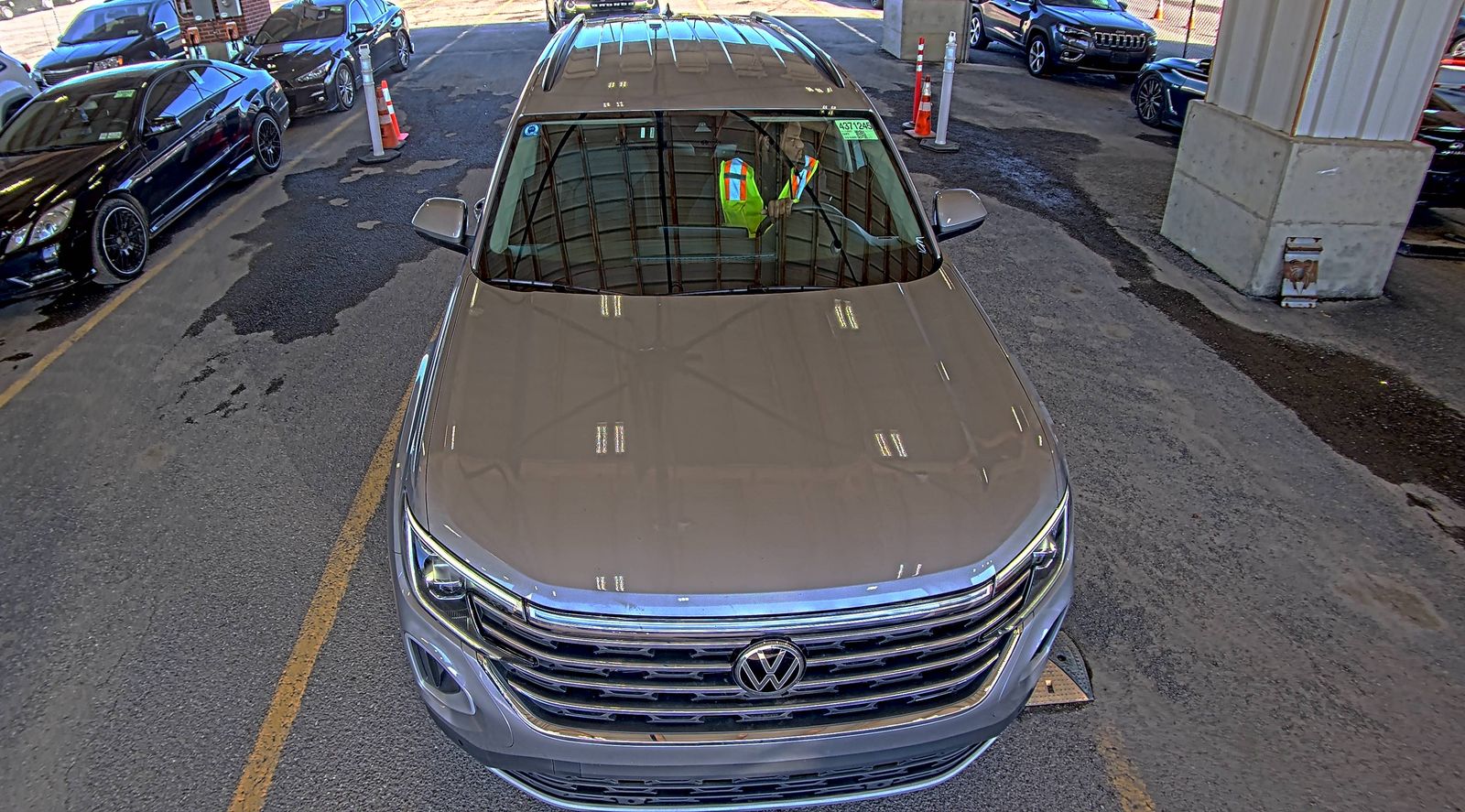 2025 Volkswagen Atlas 2.0T SE AWD