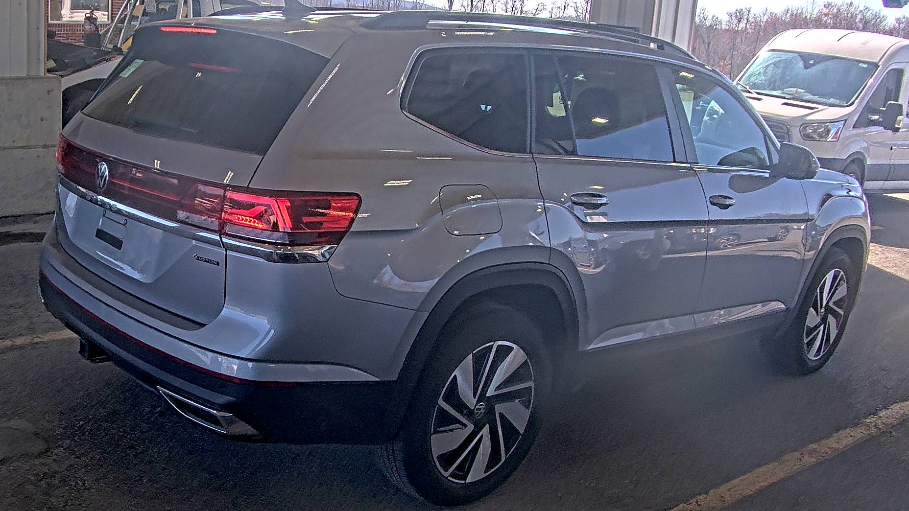 2025 Volkswagen Atlas 2.0T SE AWD