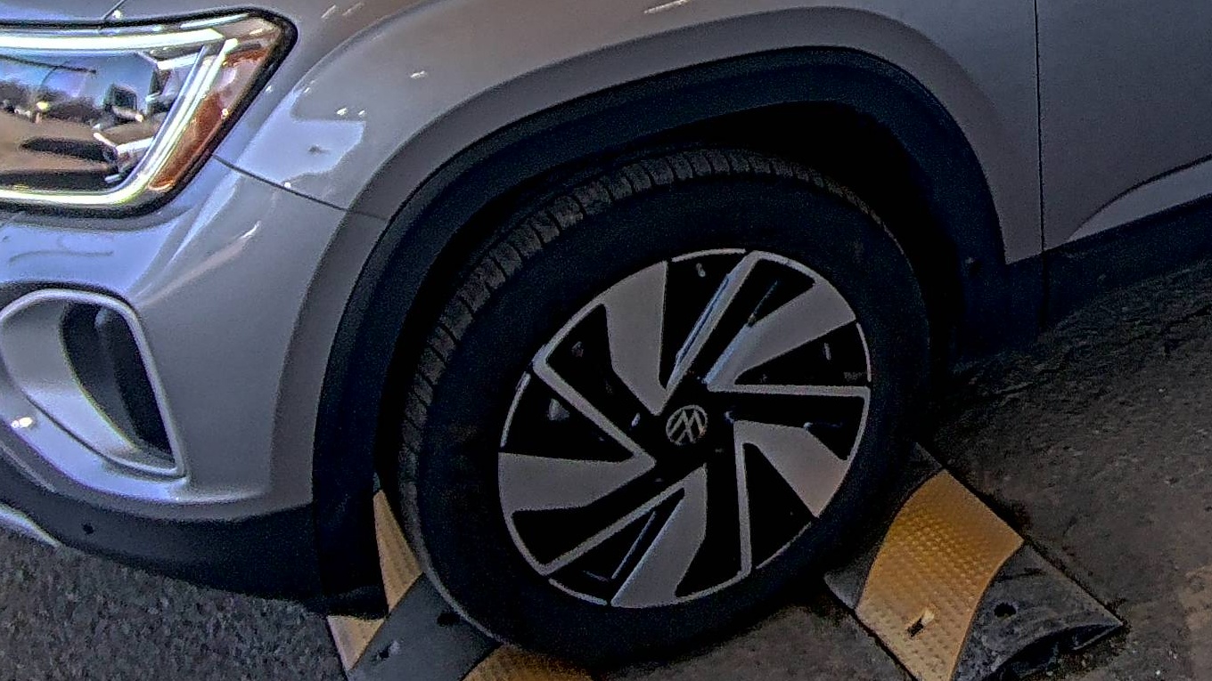 2025 Volkswagen Atlas 2.0T SE AWD