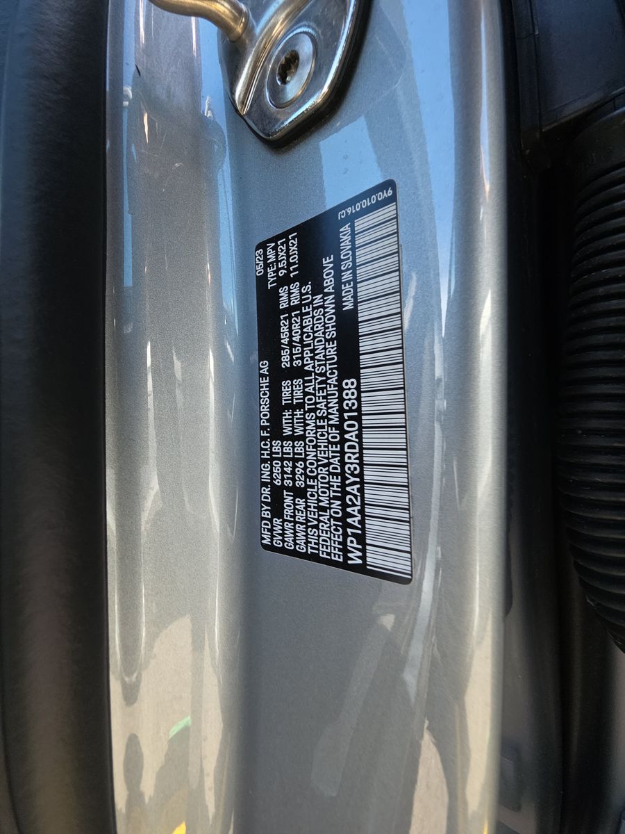 2024 Porsche Cayenne Base AWD