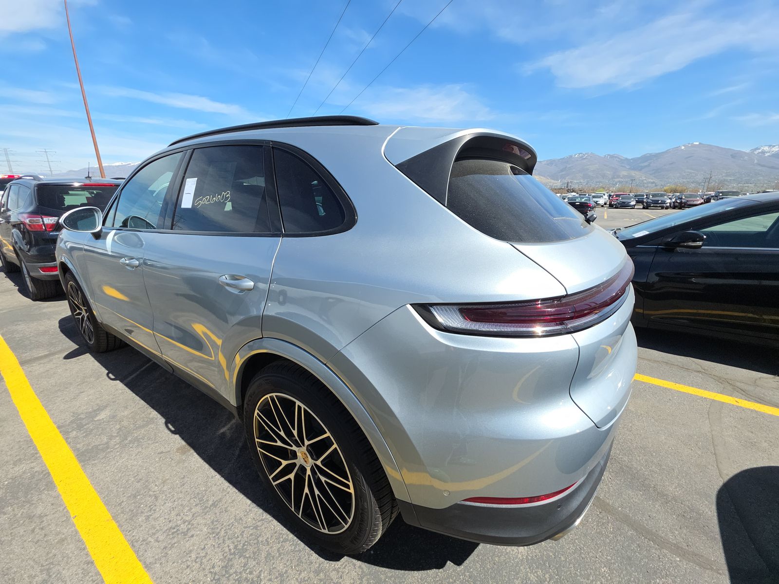 2024 Porsche Cayenne Base AWD