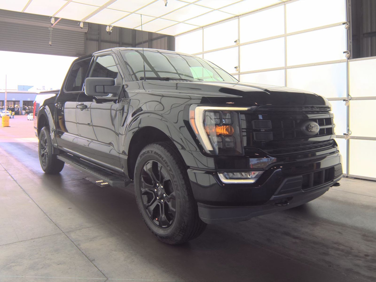 2023 Ford F-150 XLT AWD