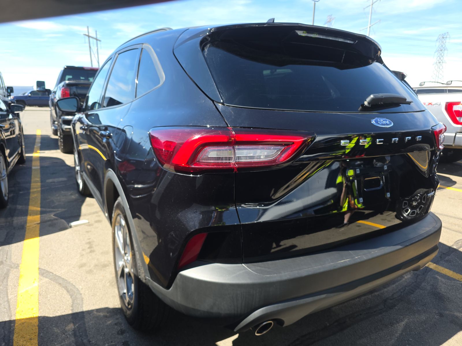 2025 Ford Escape ST-Line AWD