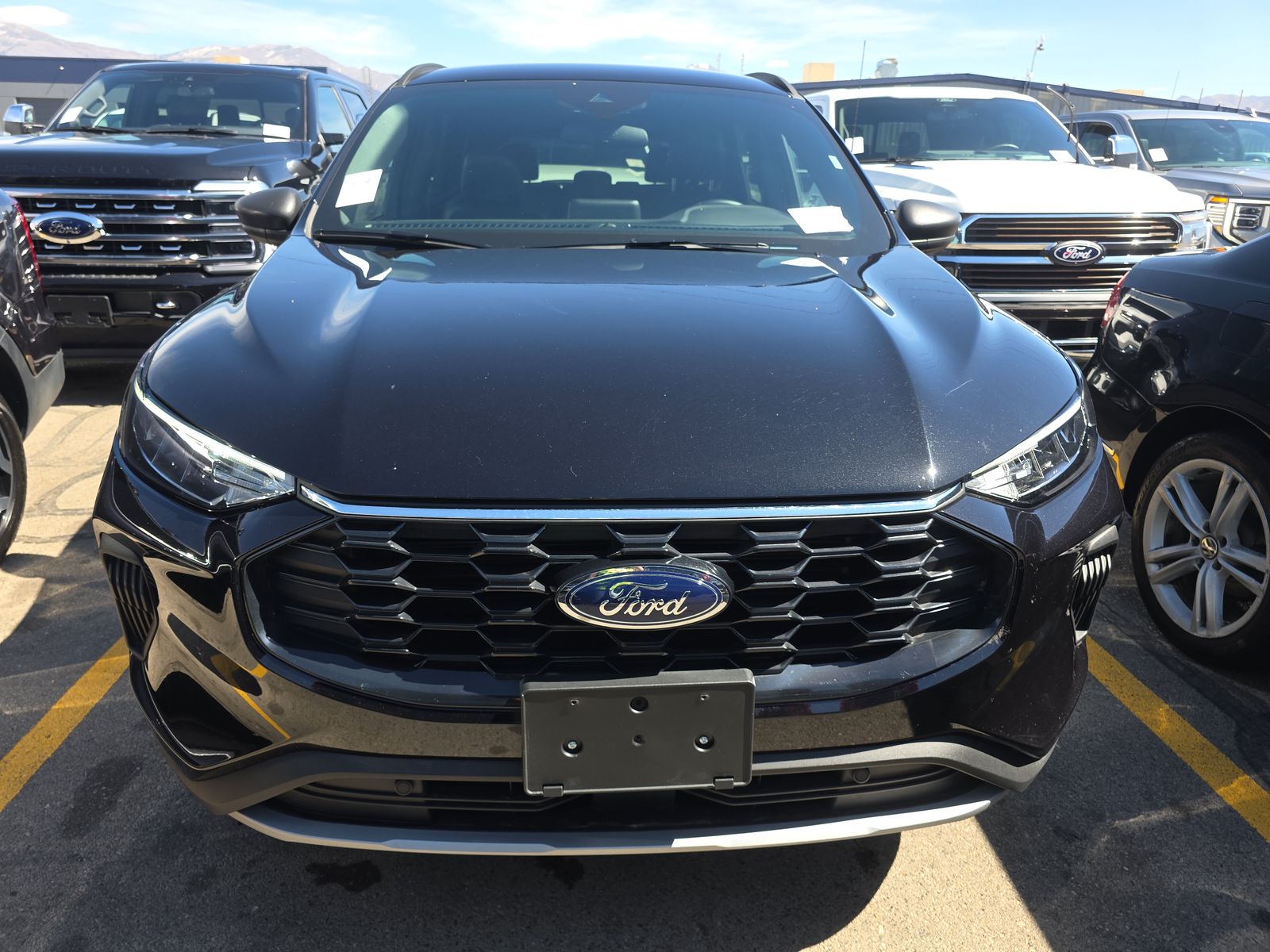 2025 Ford Escape ST-Line AWD