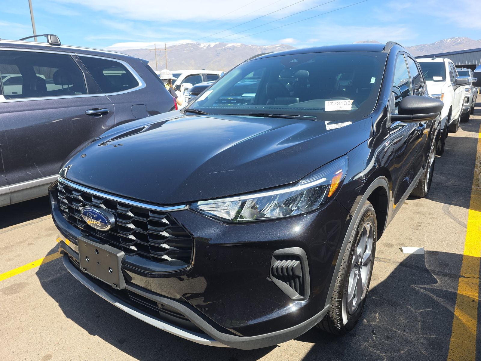 2025 Ford Escape ST-Line AWD