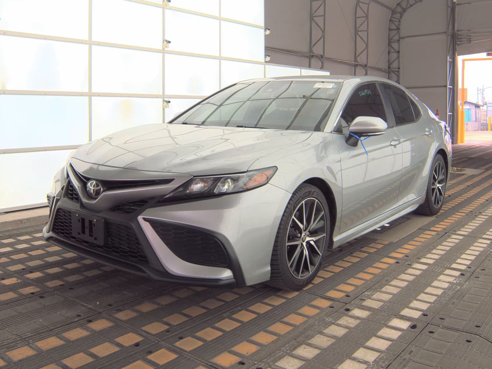 2021 Toyota Camry SE AWD