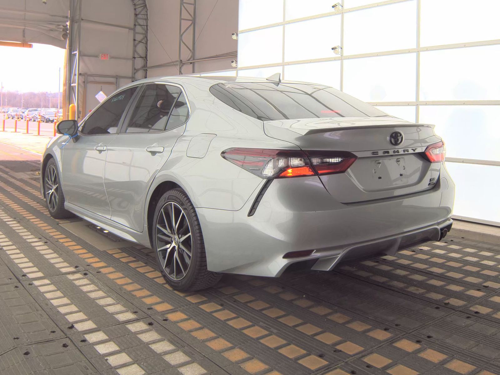 2021 Toyota Camry SE AWD