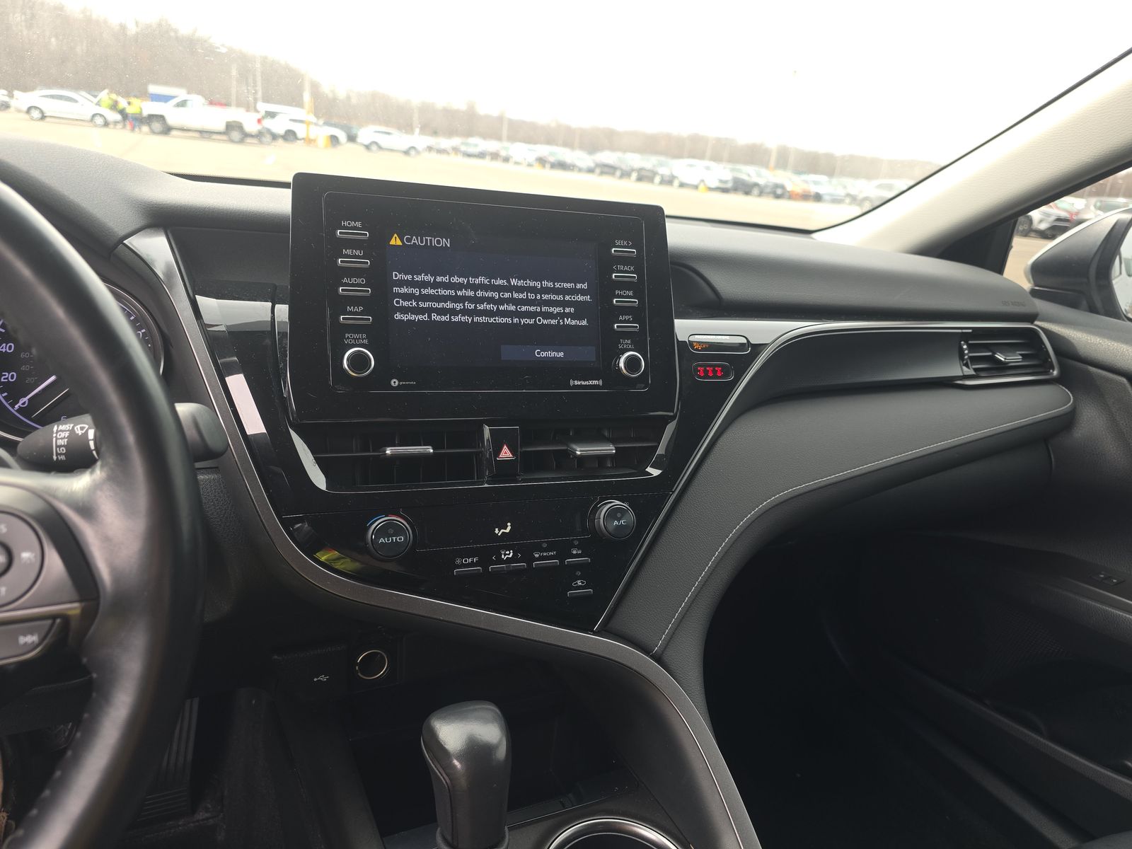 2021 Toyota Camry SE AWD