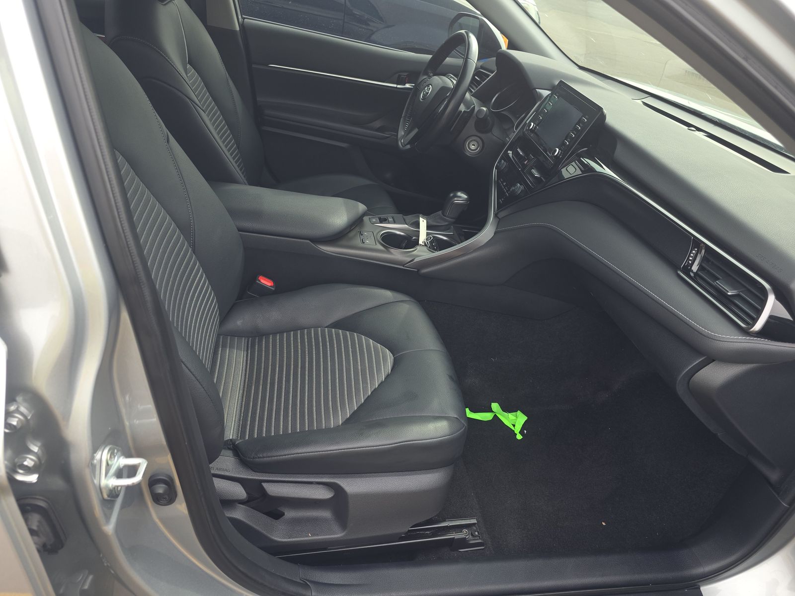 2021 Toyota Camry SE AWD