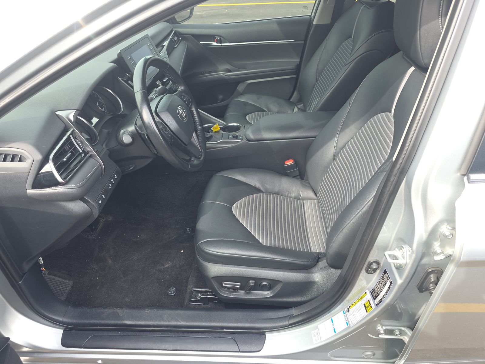 2021 Toyota Camry SE AWD