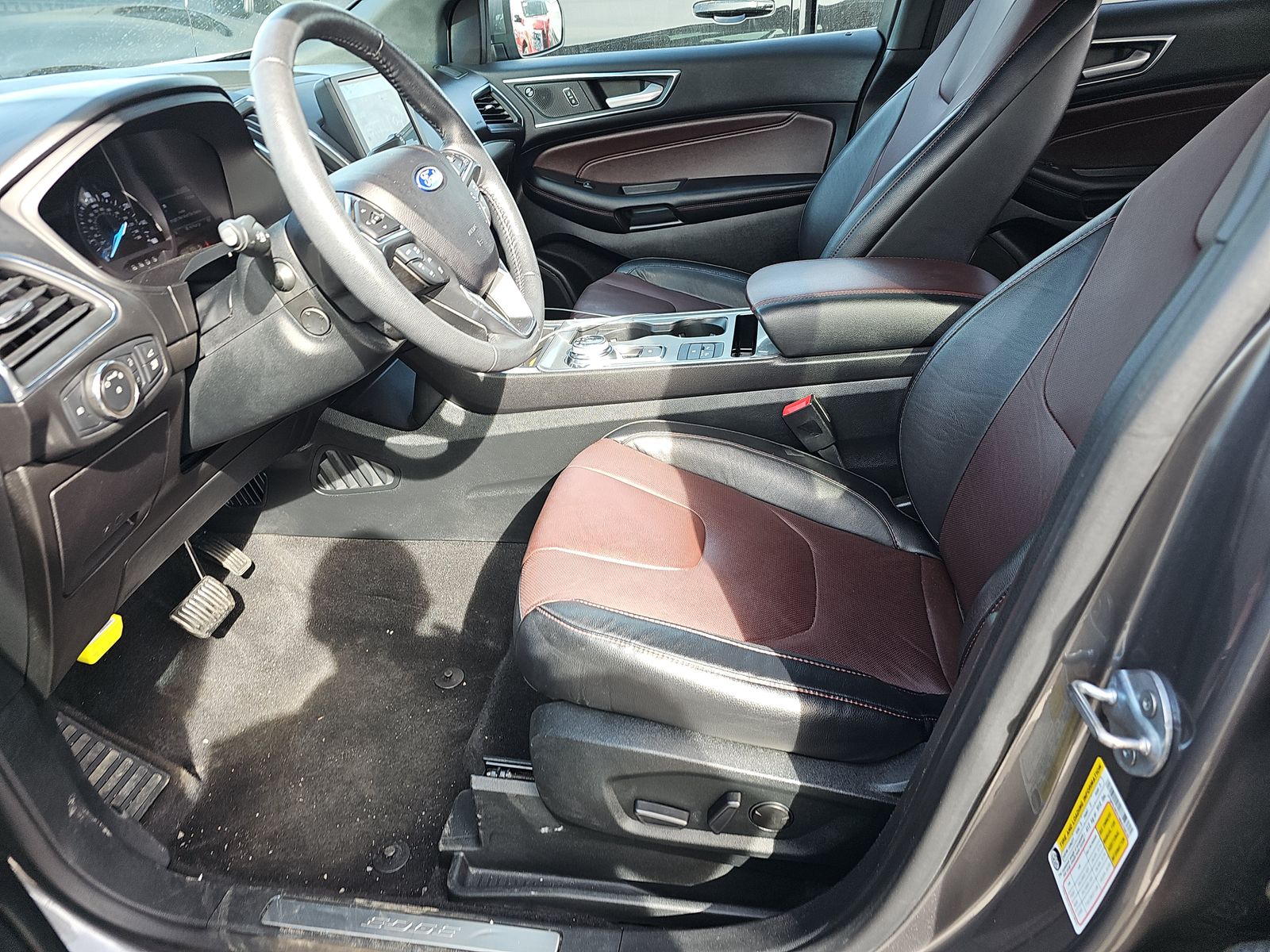 2022 Ford Edge Titanium AWD