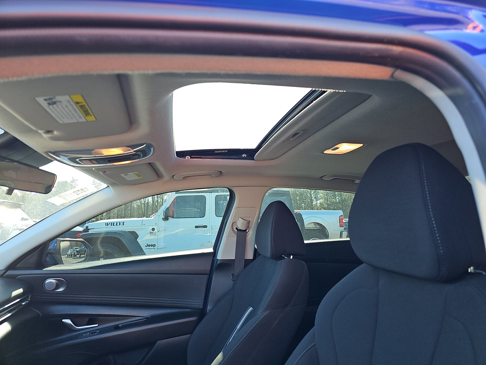 2024 Hyundai Elantra SEL FWD