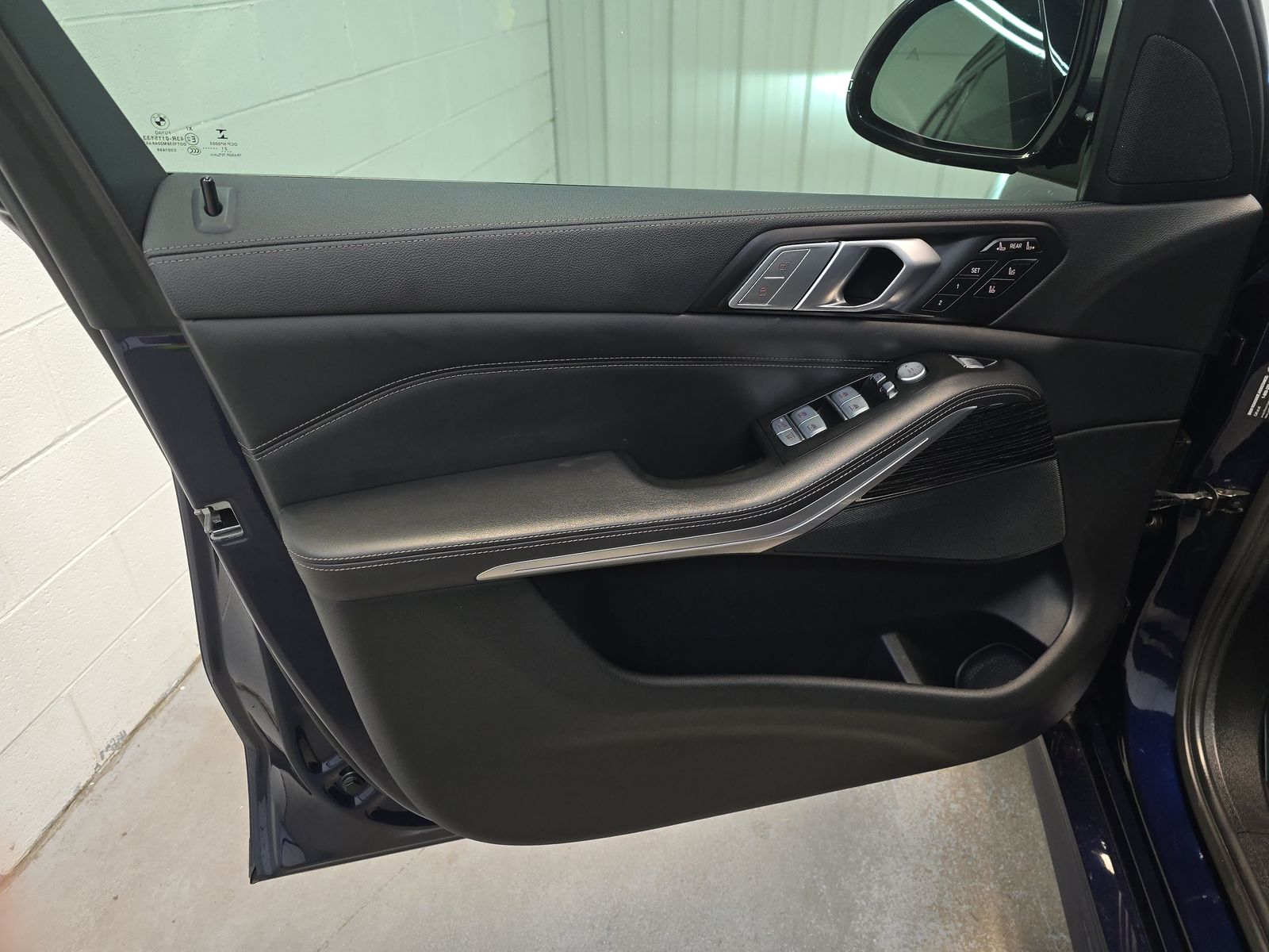 2022 BMW X7 xDrive40i AWD