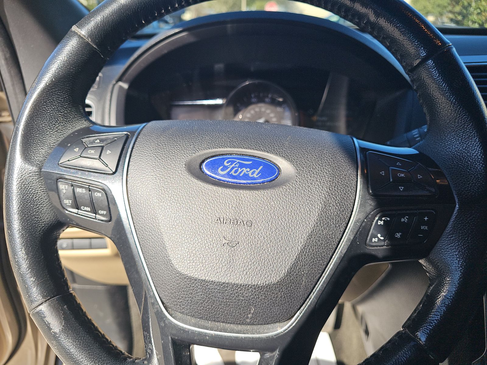 2017 Ford Explorer Limited FWD