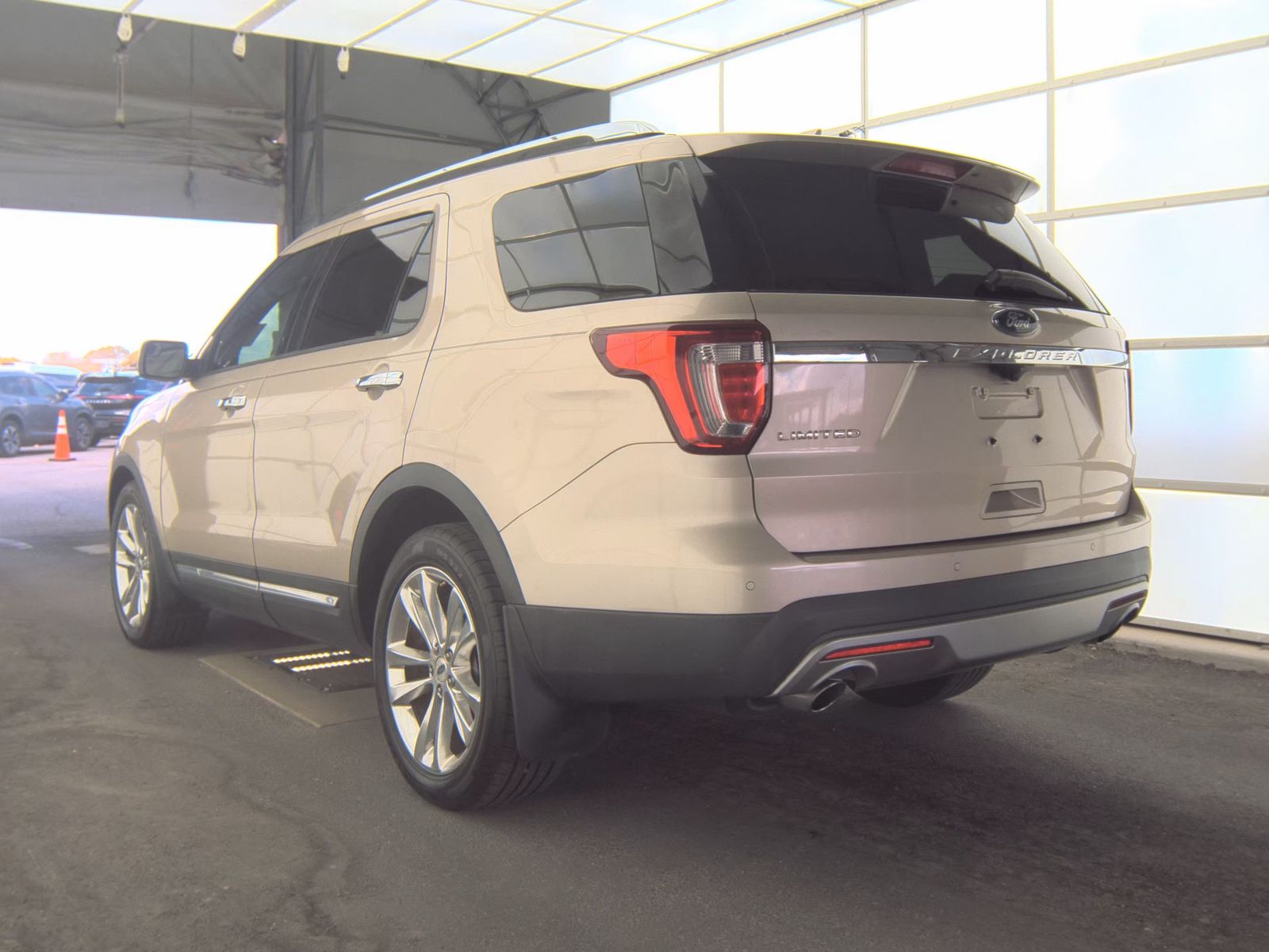 2017 Ford Explorer Limited FWD