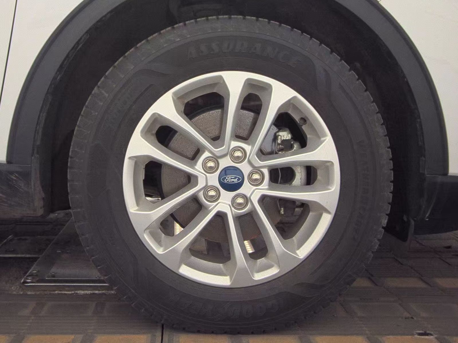 2020 Ford Escape SE AWD