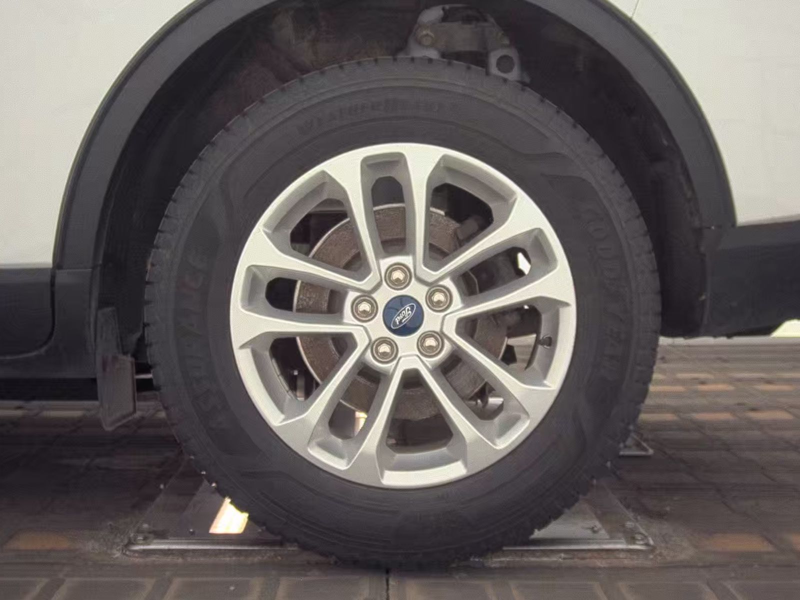 2020 Ford Escape SE AWD