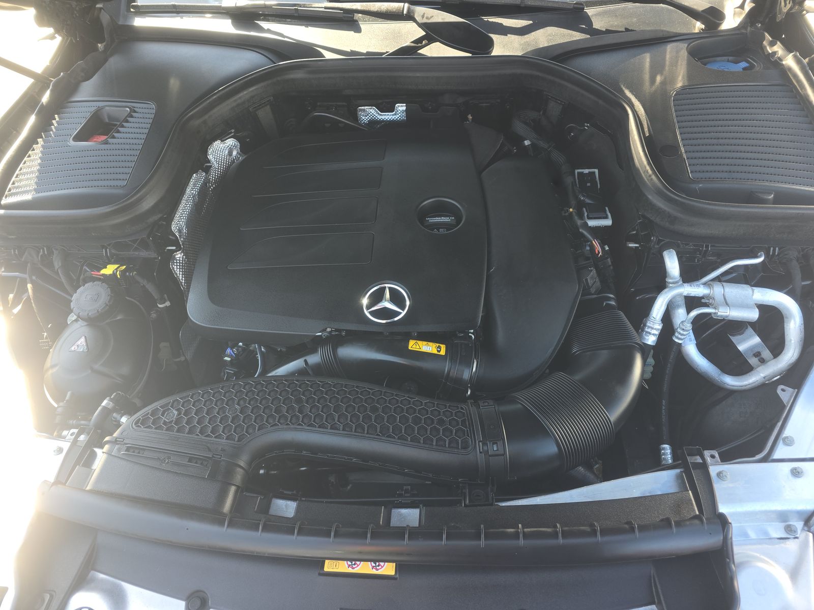 2022 Mercedes-Benz GLC GLC 300 RWD