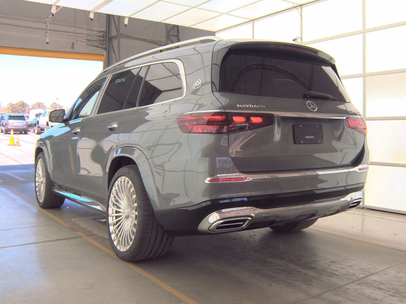 MERCEDES-BENZ GLS - 7