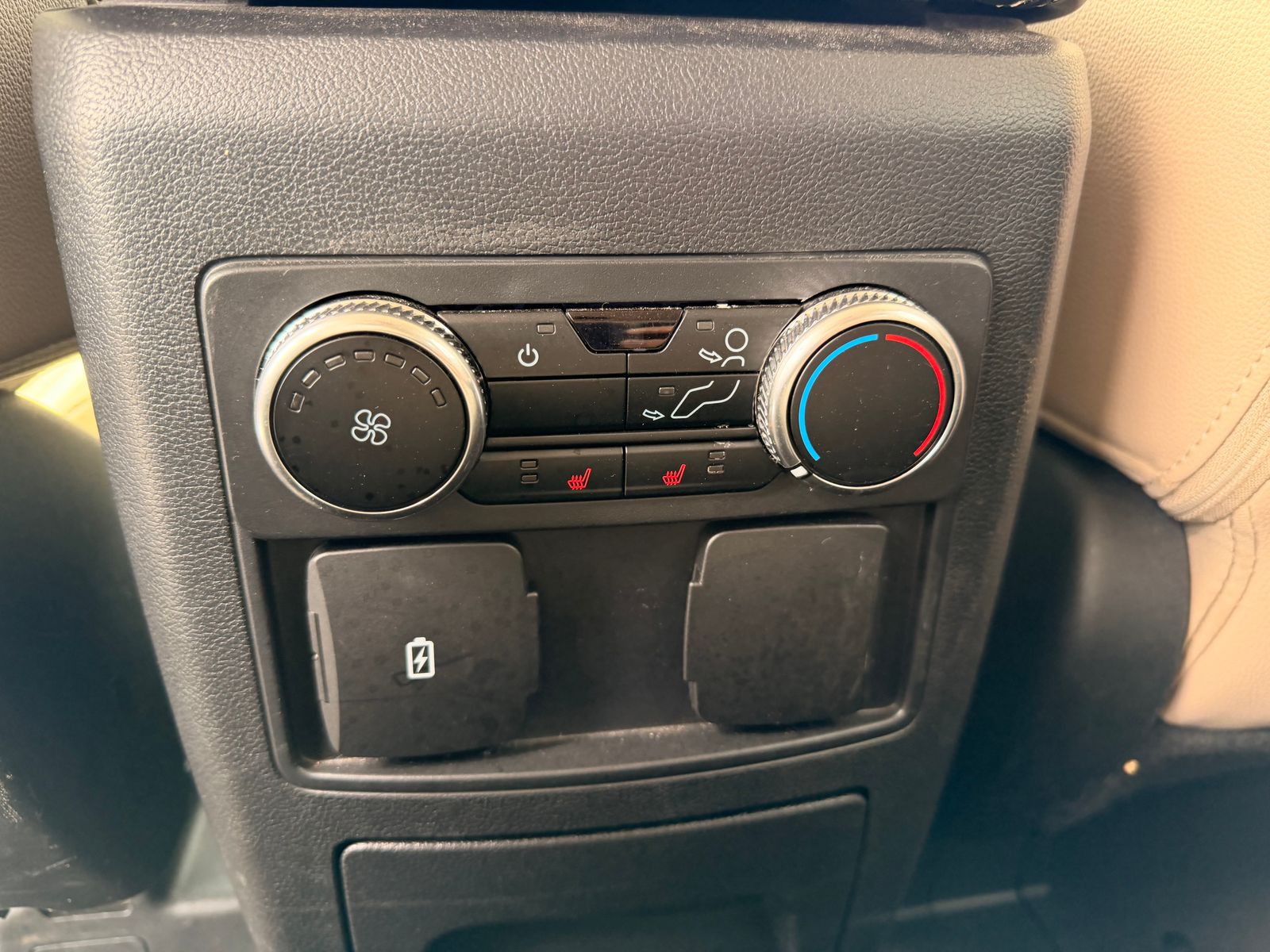 2023 Ford Explorer Limited AWD