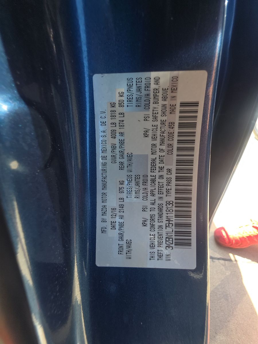 2017 MAZDA MAZDA3 Touring FWD