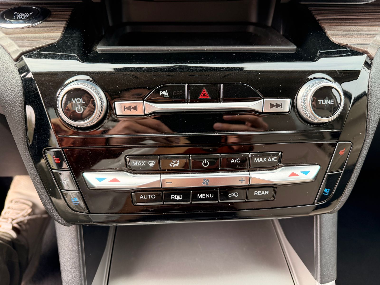 2023 Ford Explorer Limited AWD