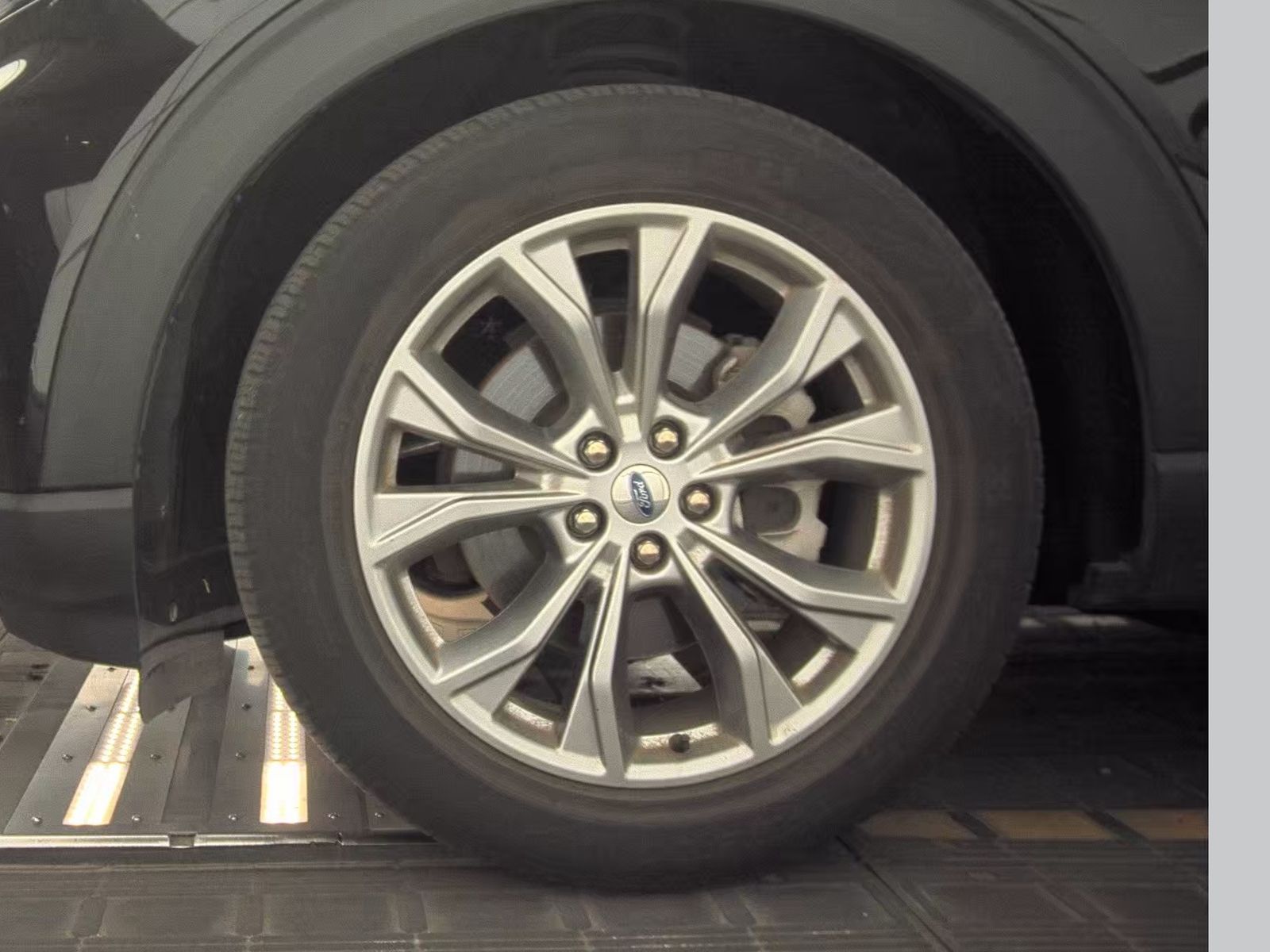 2023 Ford Explorer XLT FWD