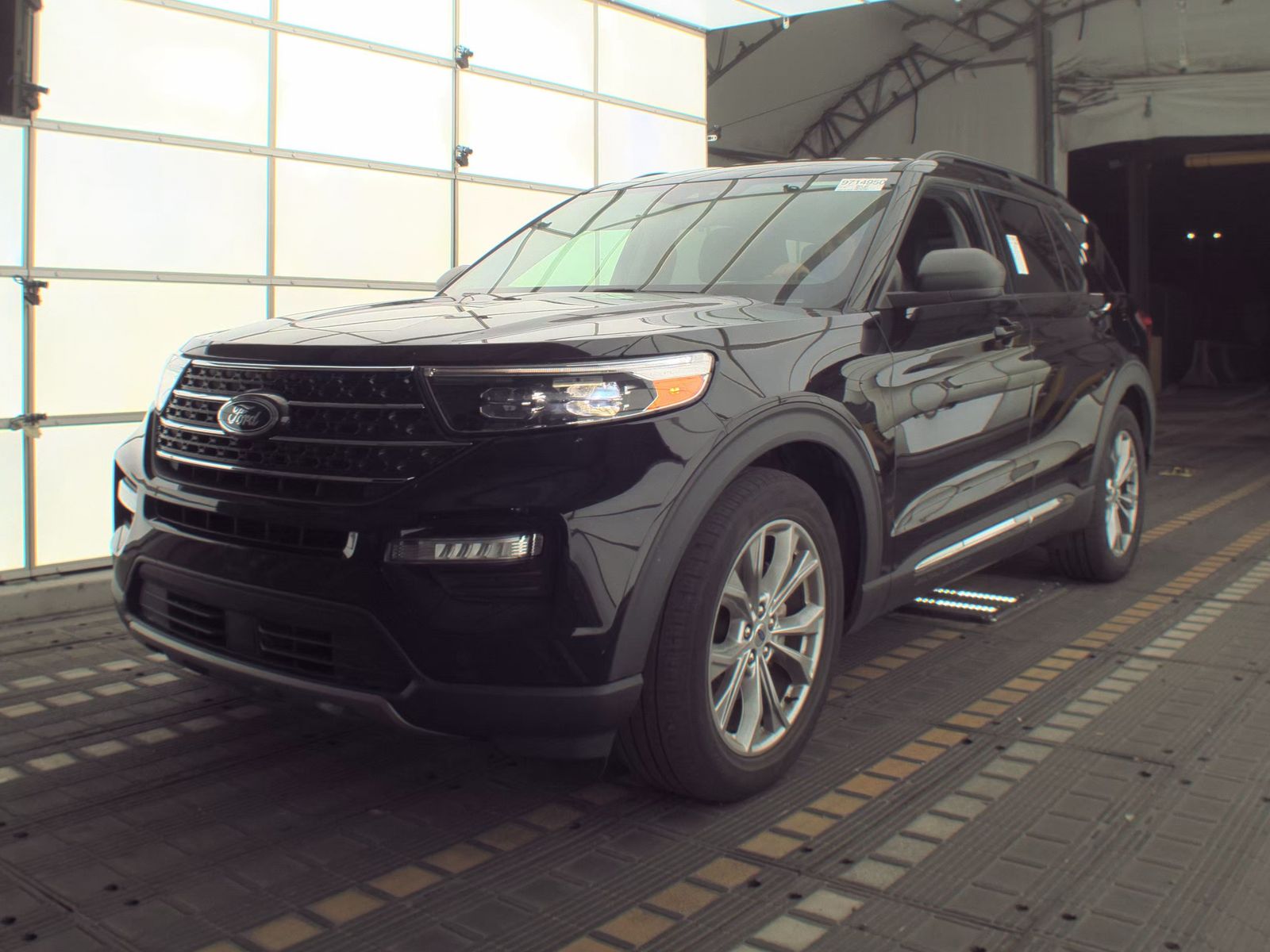 2023 Ford Explorer XLT FWD