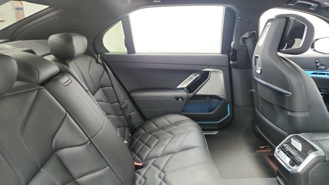 2024 BMW 7 Series 740i xDrive AWD