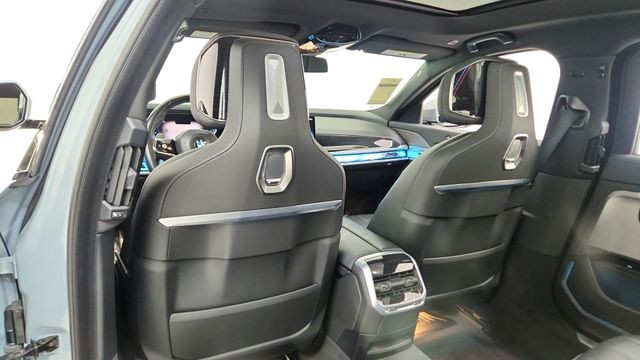 2024 BMW 7 Series 740i xDrive AWD