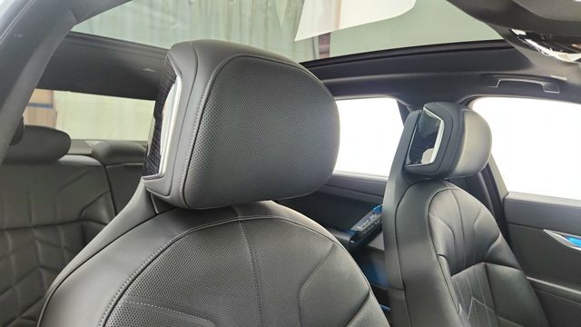 2024 BMW 7 Series 740i xDrive AWD