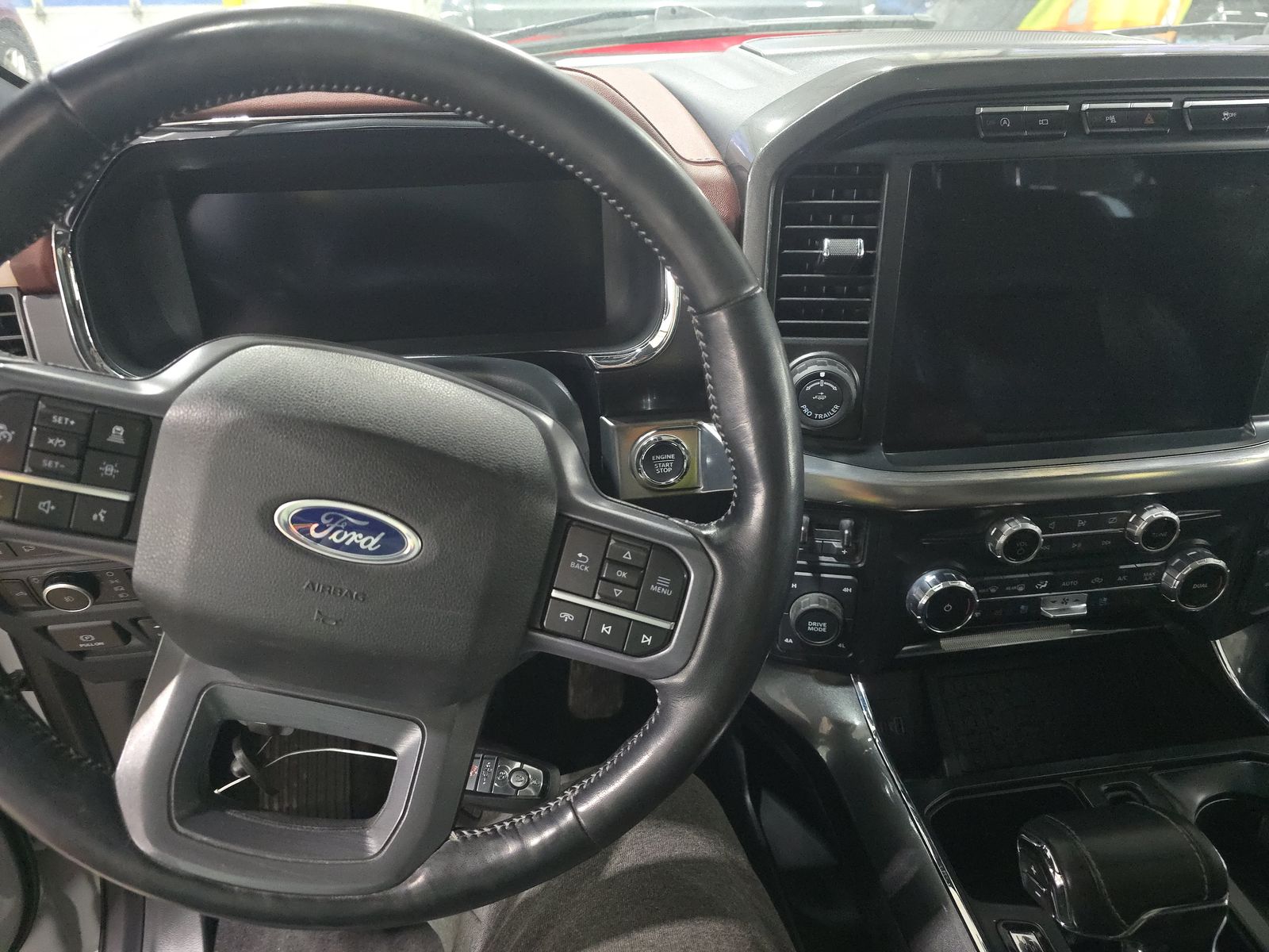 2023 Ford F-150 Lariat AWD