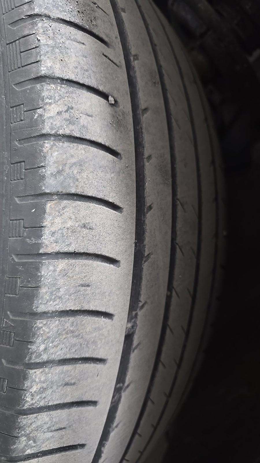 2023 Ford Explorer XLT AWD