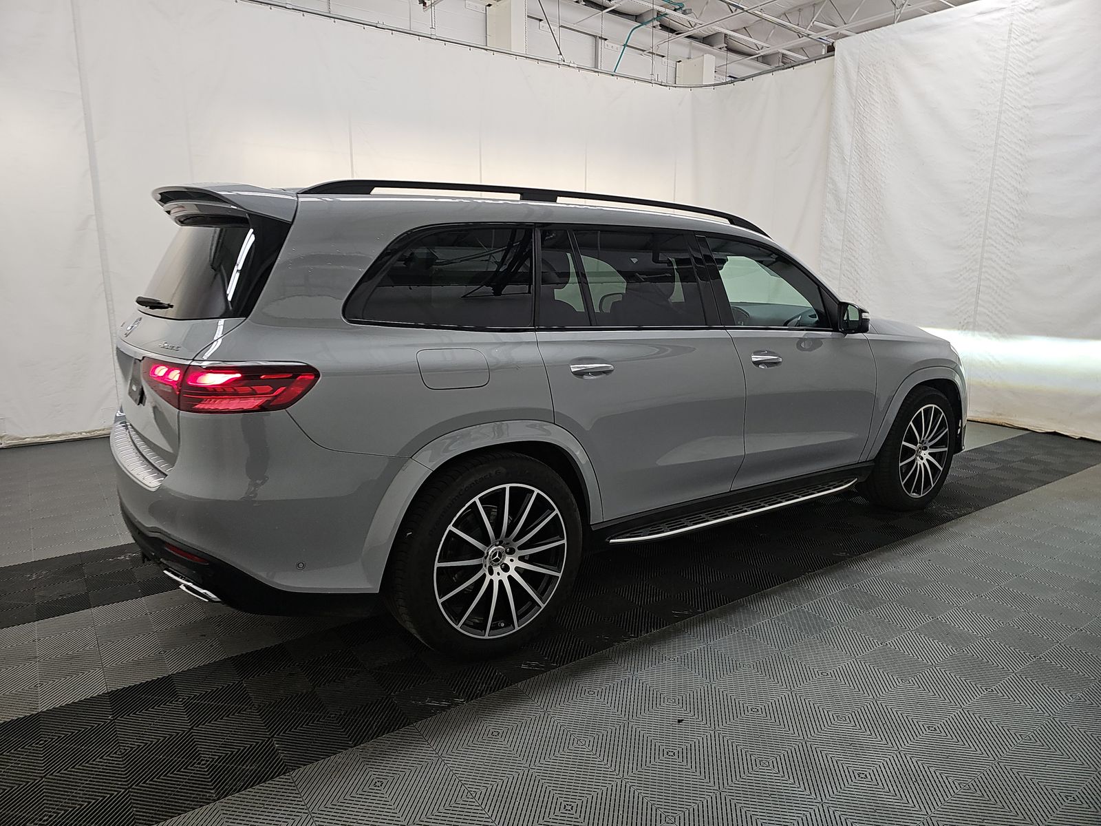 MERCEDES-BENZ GLS - 5