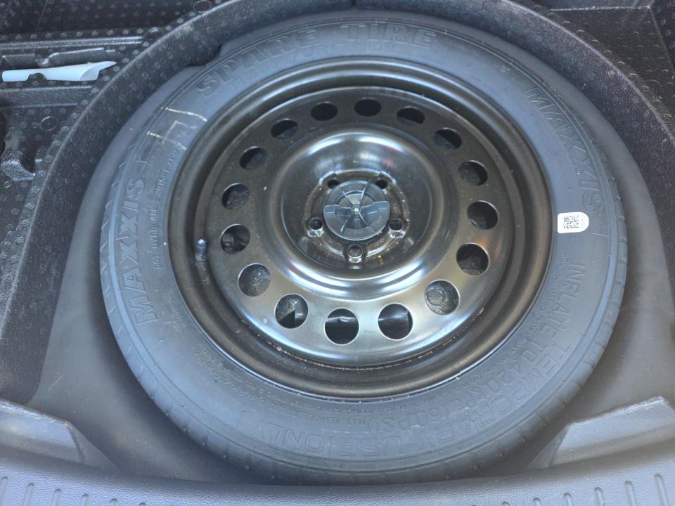 FORD ESCAPE - 8