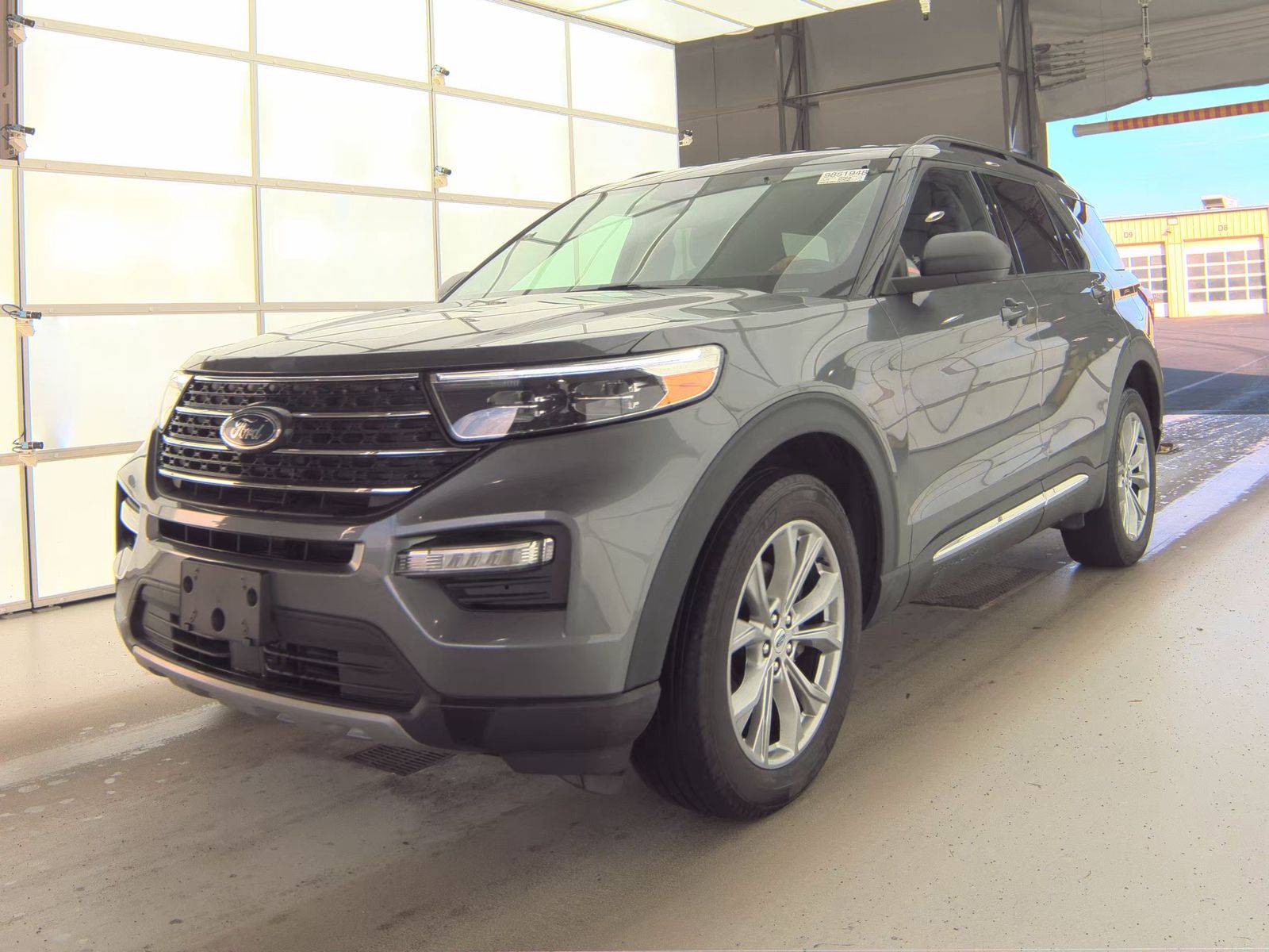 2023 Ford Explorer XLT AWD