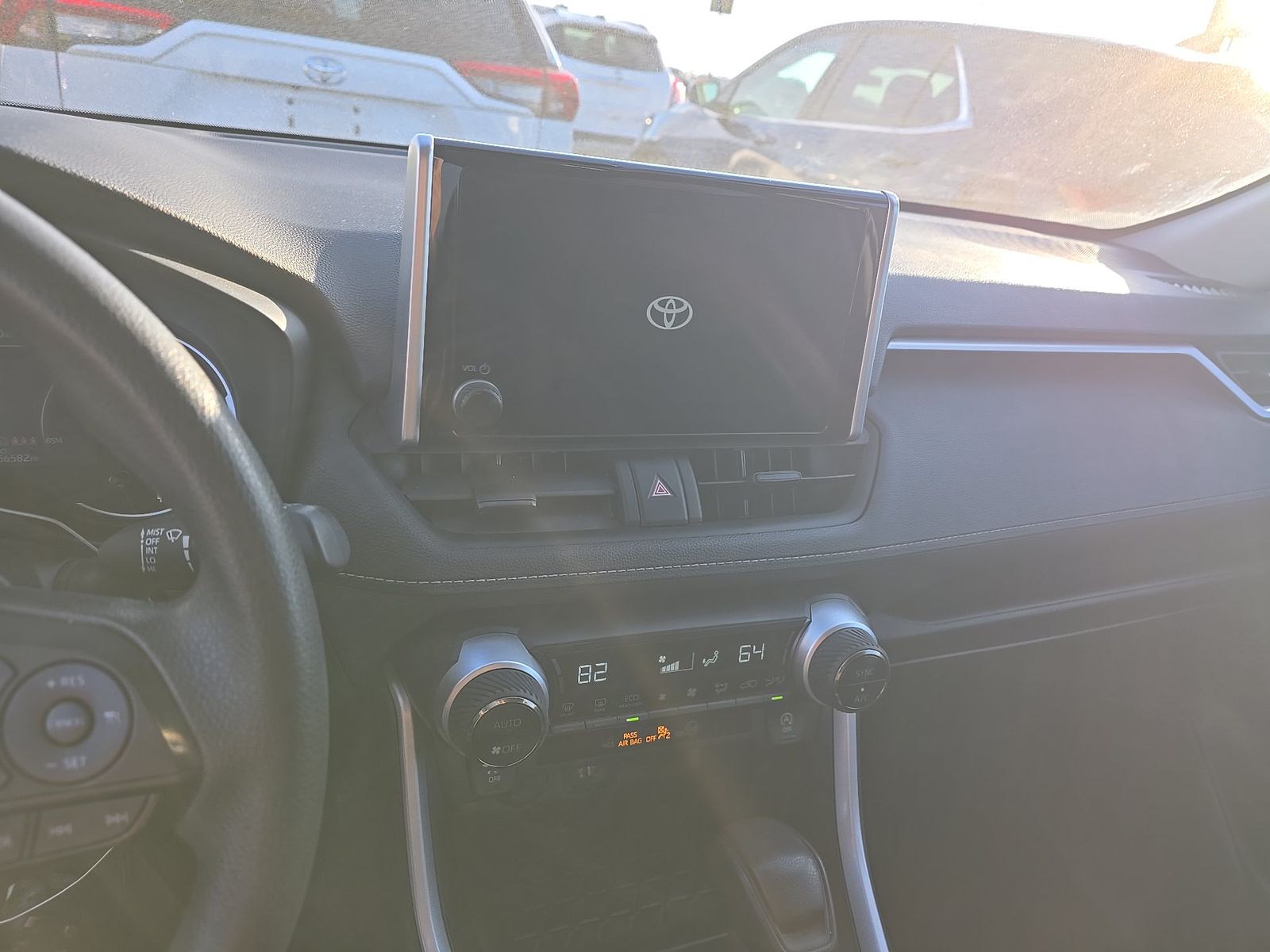 2024 Toyota RAV4 XLE FWD