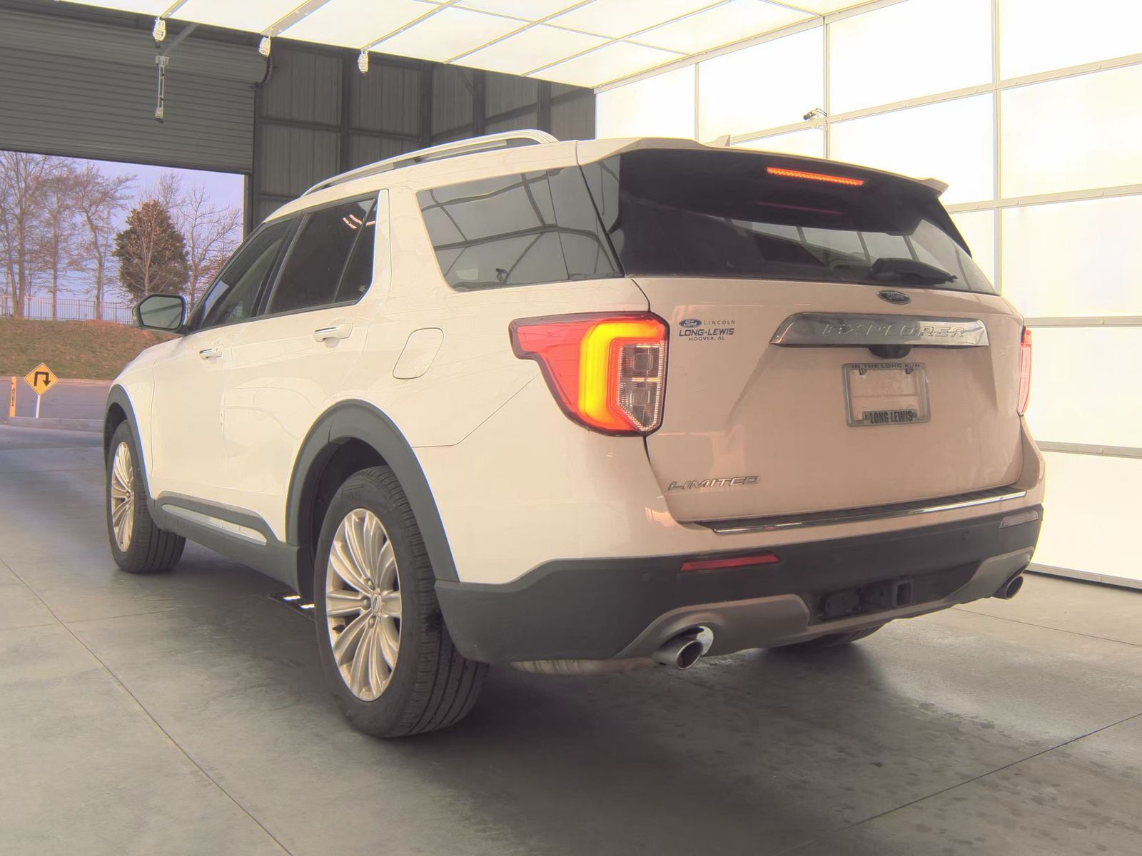 2023 Ford Explorer Limited FWD