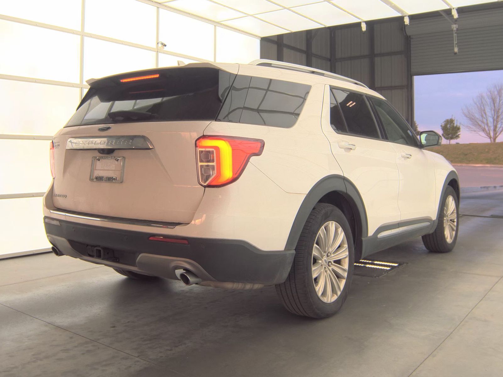 2023 Ford Explorer Limited FWD