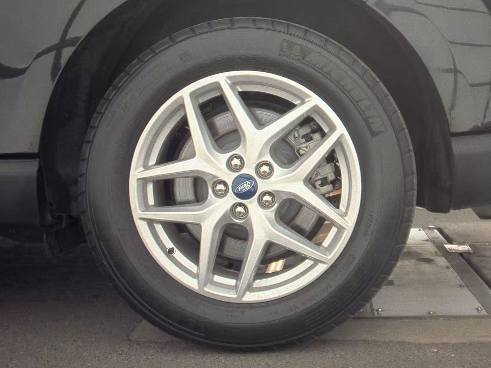 2022 Ford Edge SEL AWD