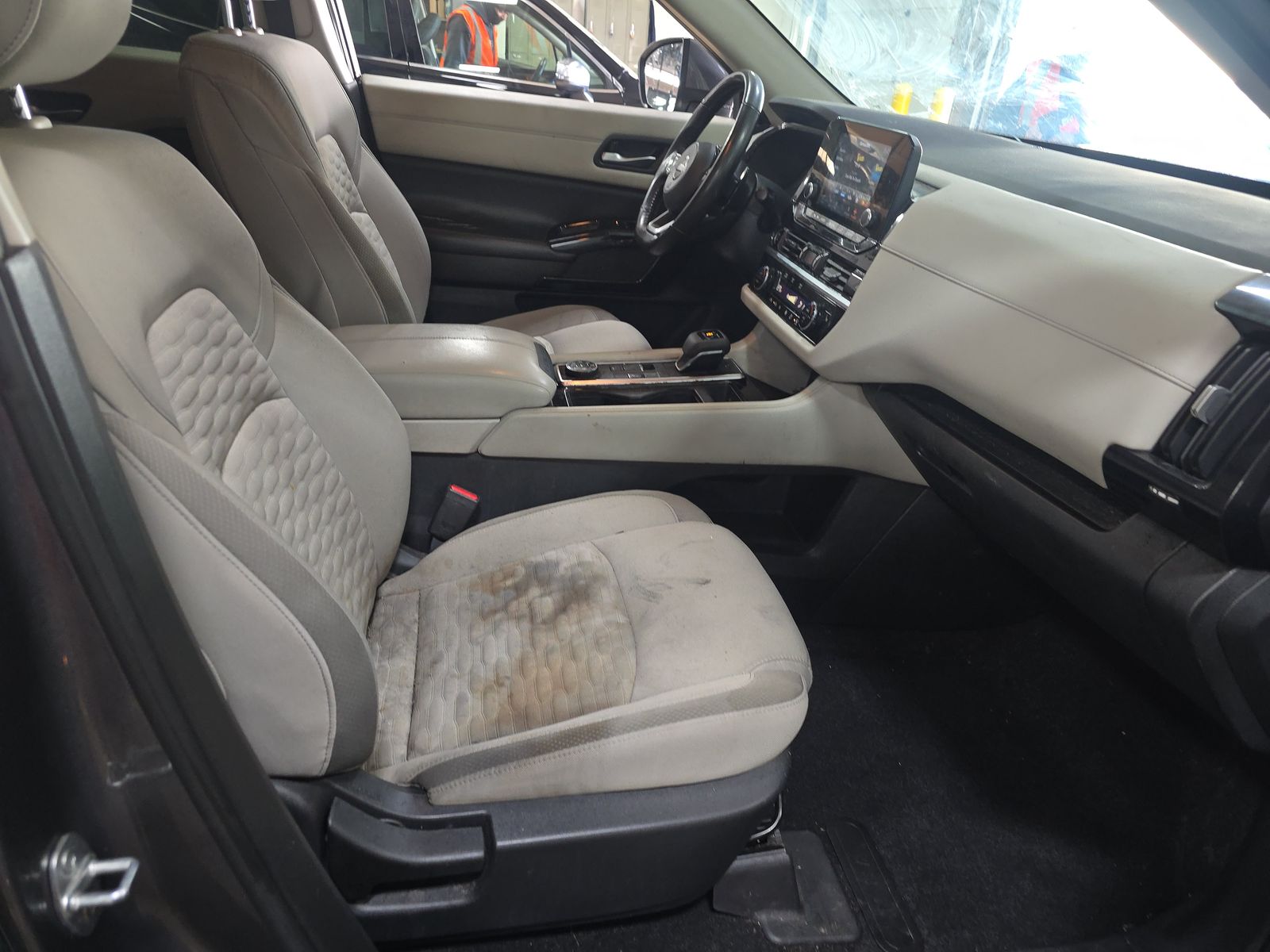 2022 Nissan Pathfinder SV AWD