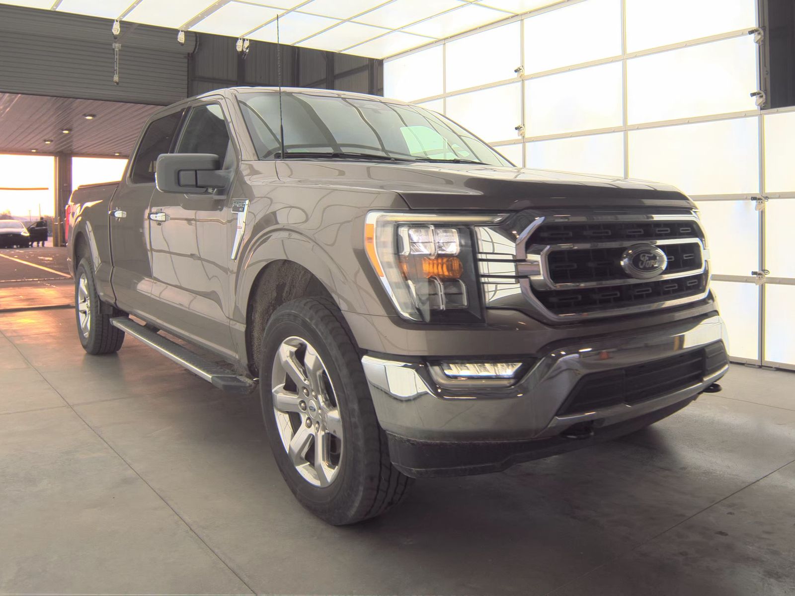 2023 Ford F-150 XLT AWD