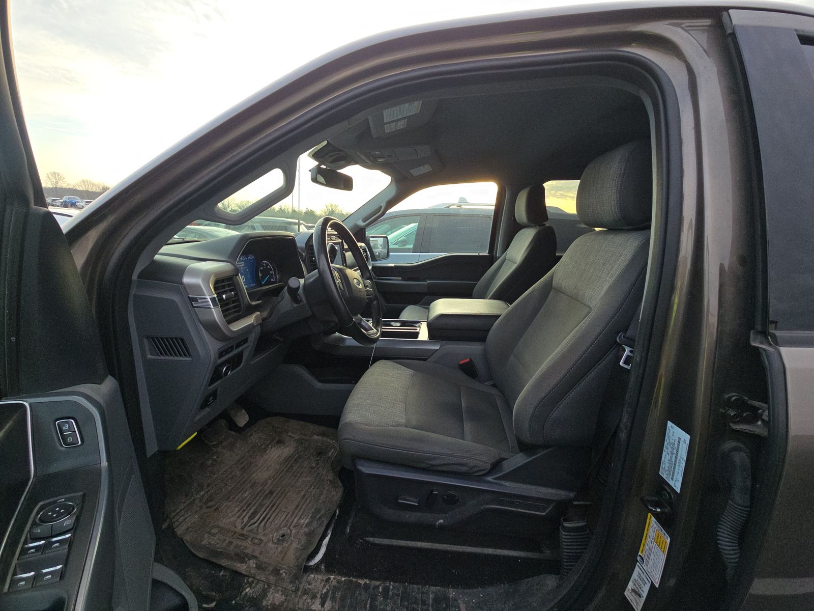 2023 Ford F-150 XLT AWD